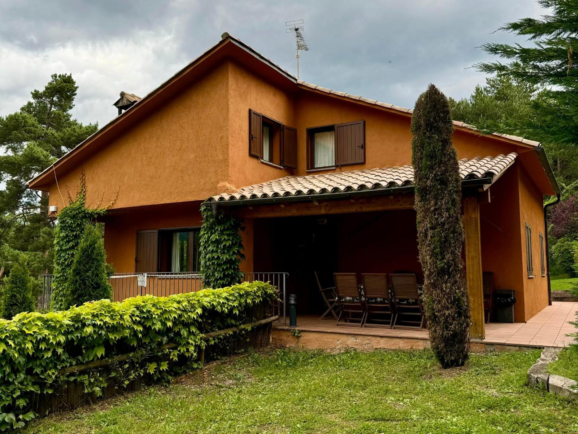 Cal Roig - Pedraforca Villa Saldes Exterior photo